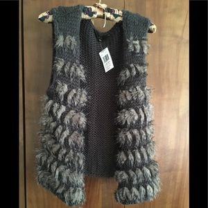 Vest with Faux Fur by Jack/Dakota. NWT